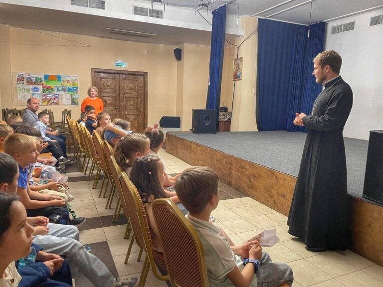 Школьники посетили храм преподобного Сергия Радонежского на Ходынском поле